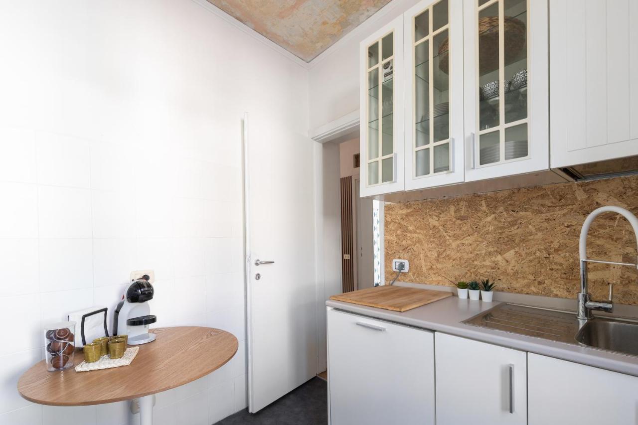Apartament Casanina - The House Of Travelers Como Zewnętrze zdjęcie