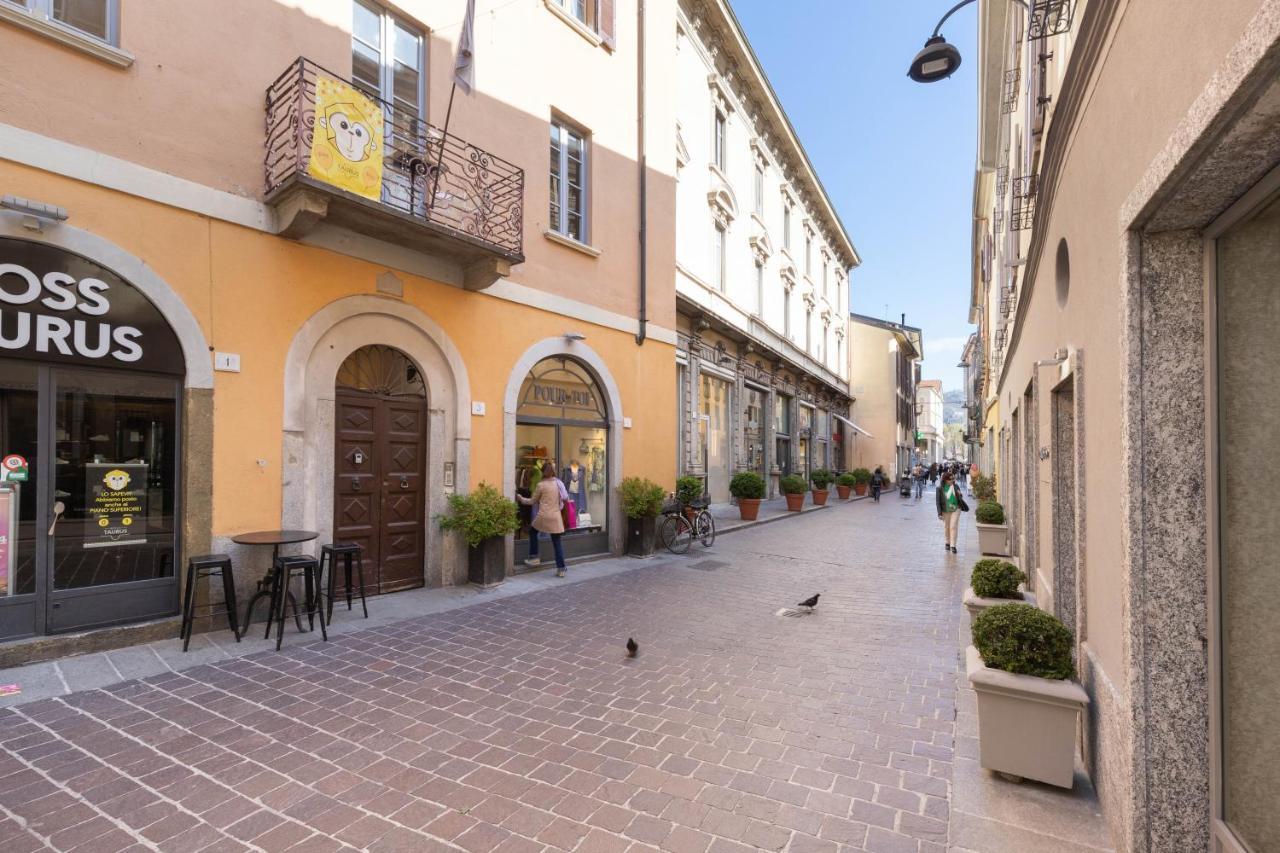 Apartament Casanina - The House Of Travelers Como Zewnętrze zdjęcie