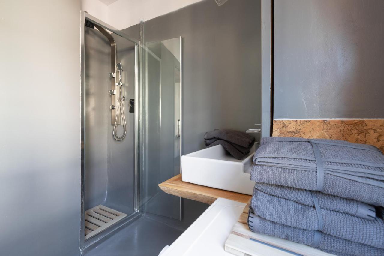 Apartament Casanina - The House Of Travelers Como Zewnętrze zdjęcie
